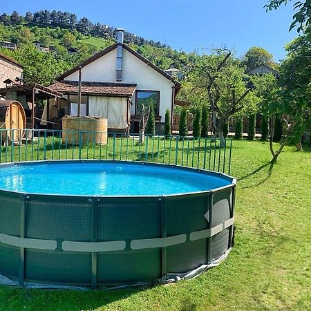 Villa Jrhogher Dilijan Eksteriør bilde