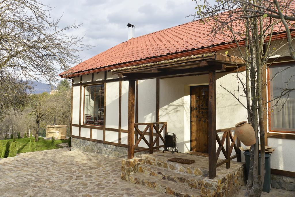 Villa Jrhogher Dilijan Rom bilde