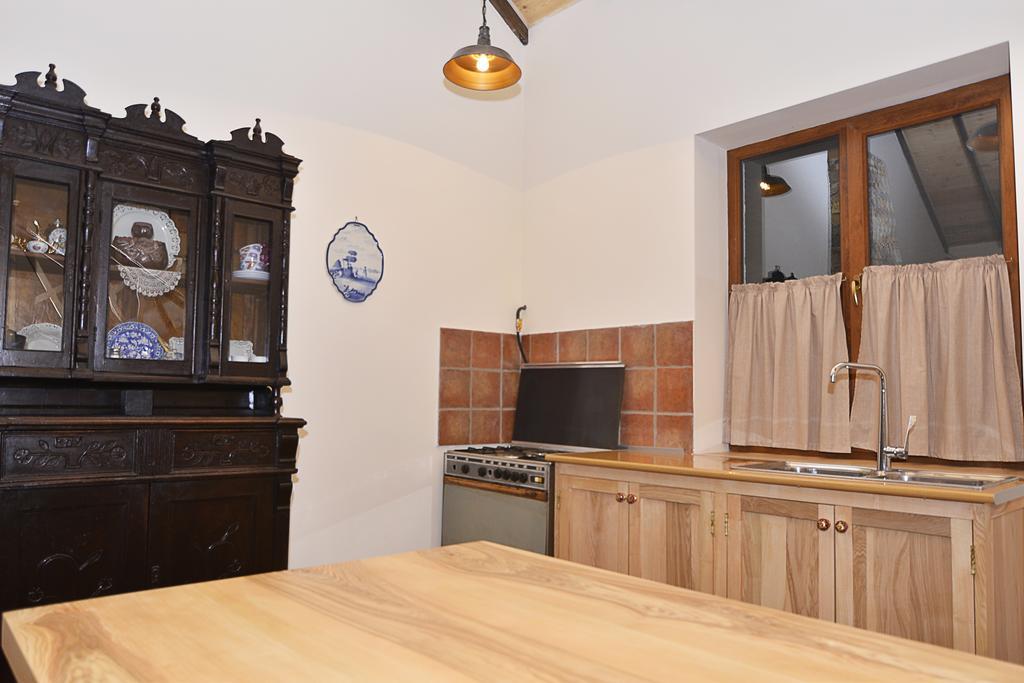 Villa Jrhogher Dilijan Eksteriør bilde