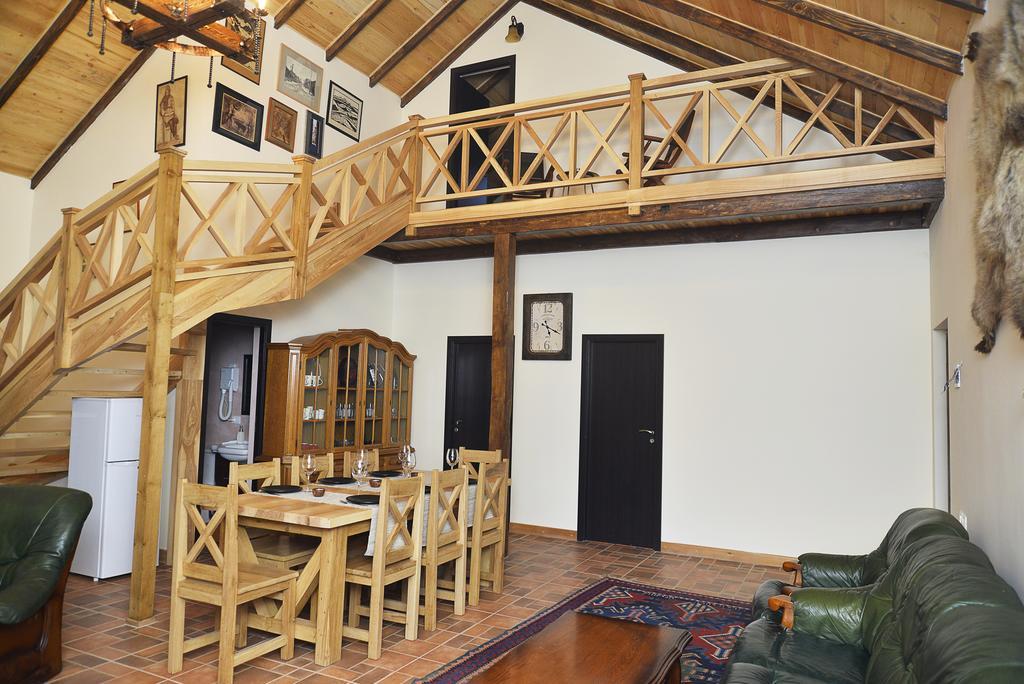 Villa Jrhogher Dilijan Rom bilde