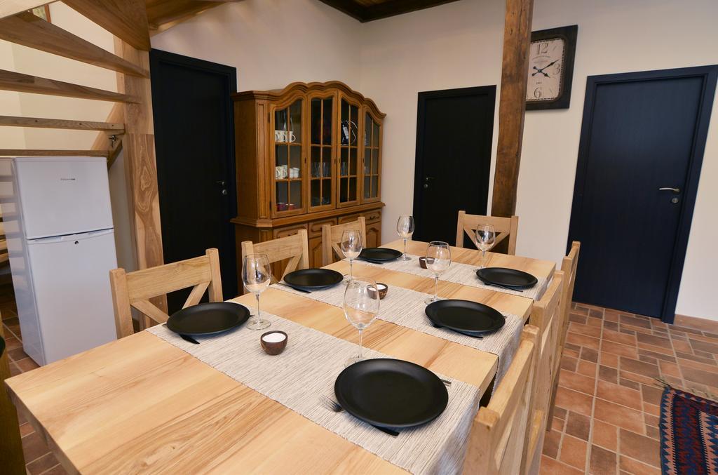 Villa Jrhogher Dilijan Eksteriør bilde