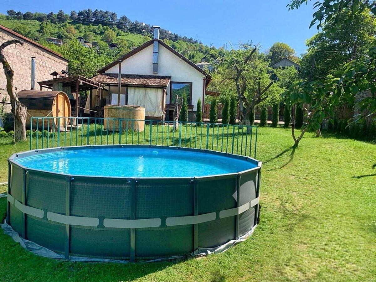 Villa Jrhogher Dilijan Eksteriør bilde